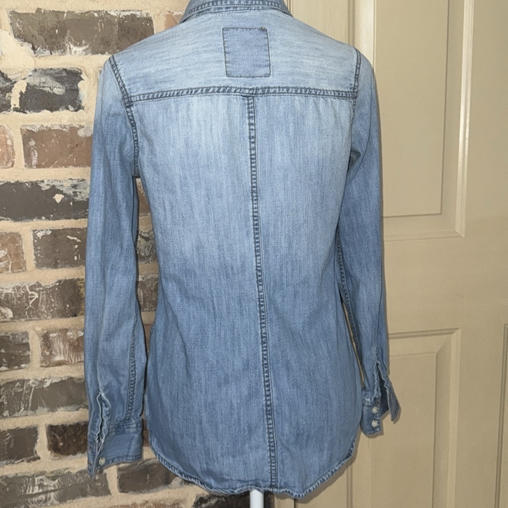 3/$20 Mossimo Supply Co Western Denim Button Down Shirt Tab Pockets Med Wash - Picture 4 of 11